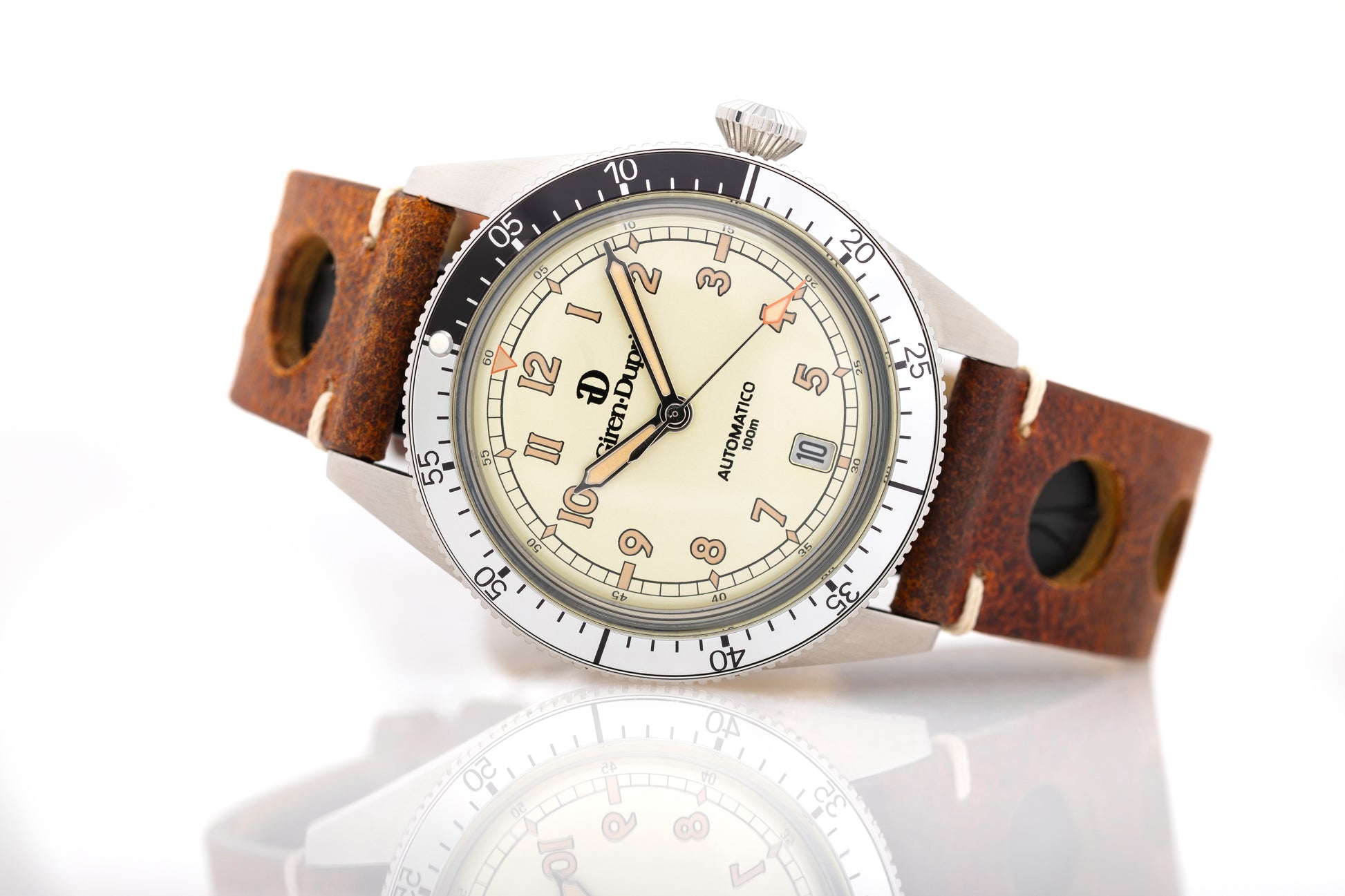 Heritage "Sixties's diver" beige dial