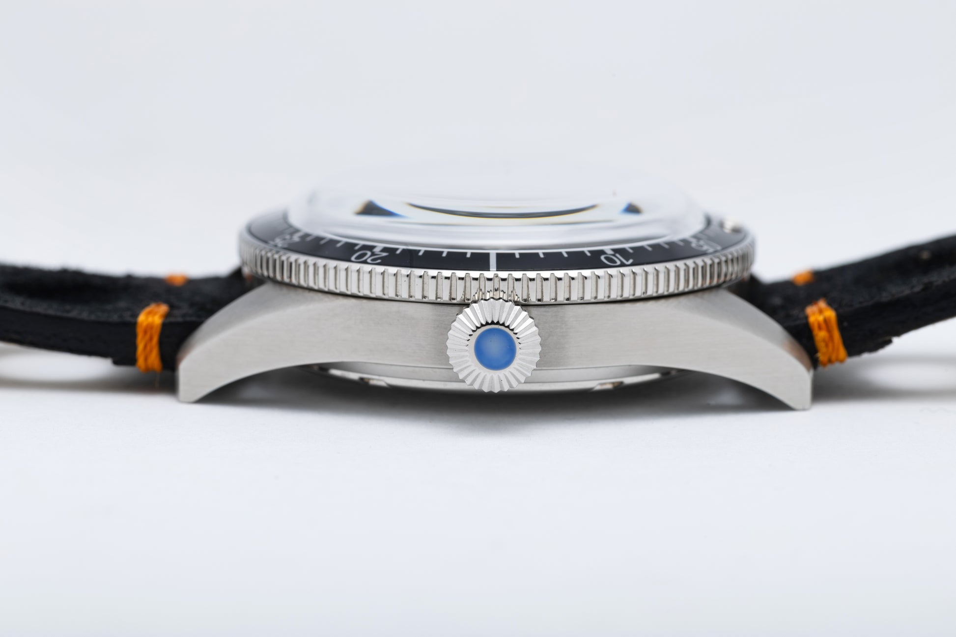 Heritage "Sixties's diver" black dial