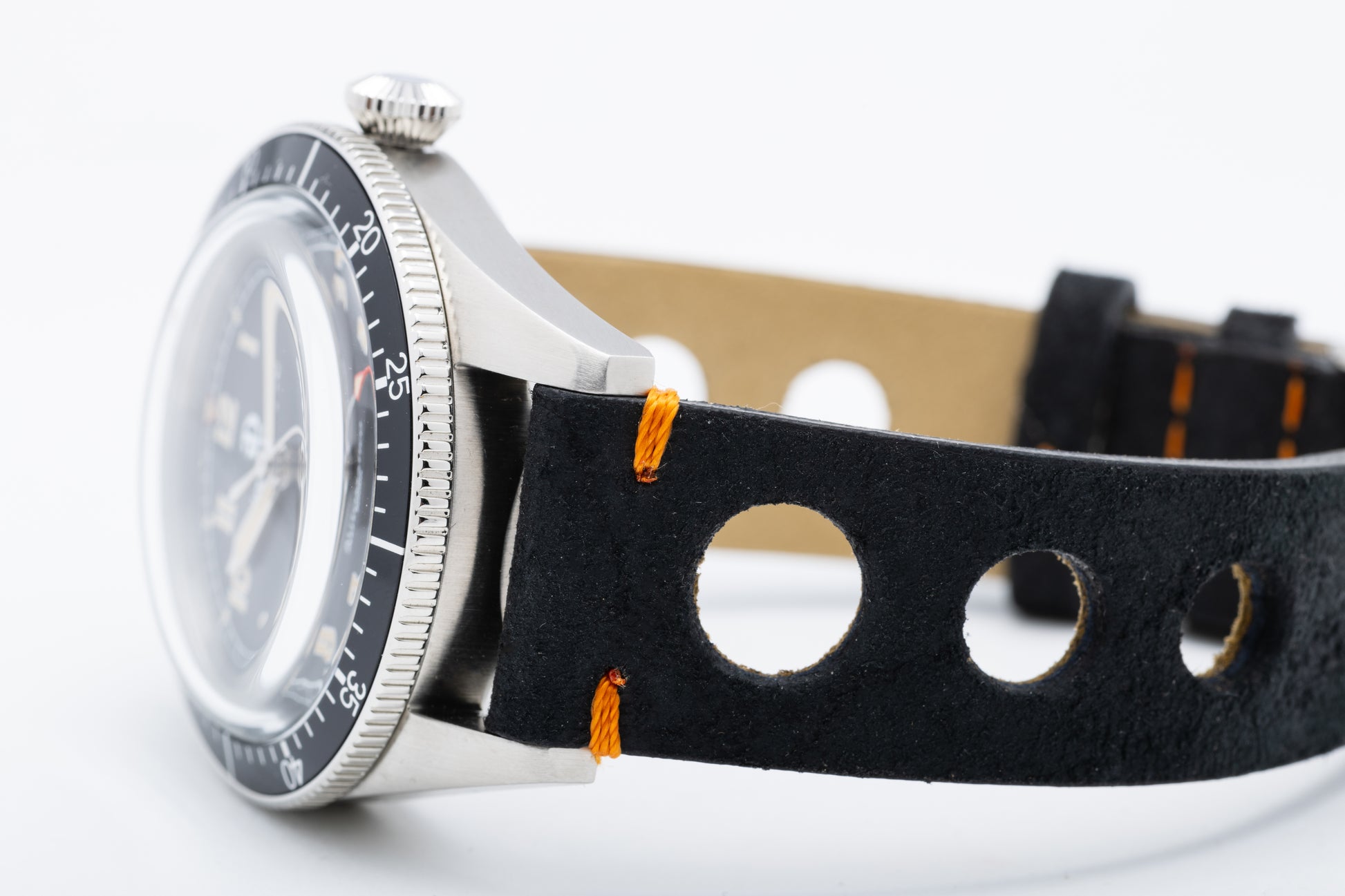 Heritage "Sixties's diver" black dial